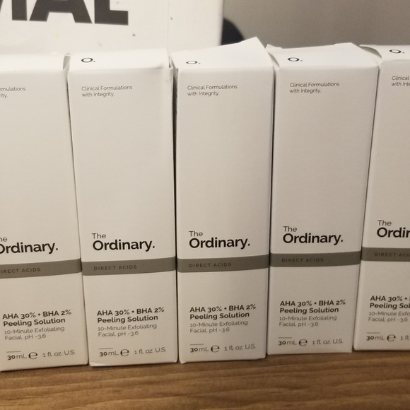 Authentic The Ordinary AHA/BHA Peeling Solution - Picture 2 of 4